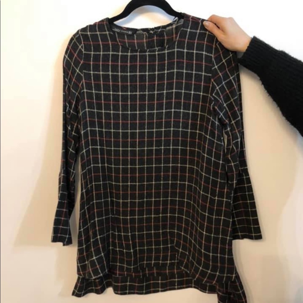 DELETING LISTING THIS WEEK. Zara top